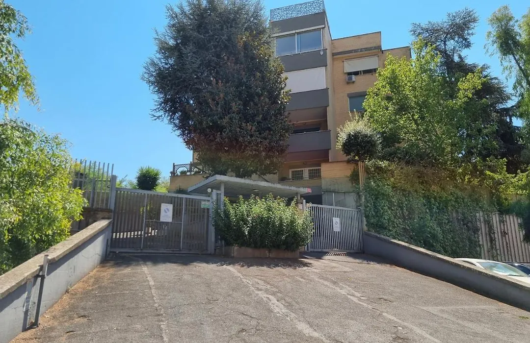 San Pietro Station-1